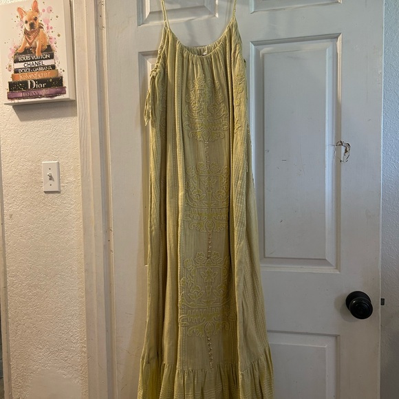 Zara Dresses & Skirts - Zara Pale Yellow Embroidered Maxi Dress